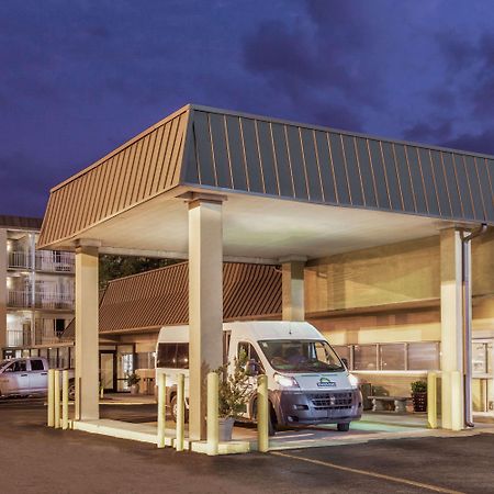 Days Inn By Wyndham Kenner/New Orleans Airport South Kültér fotó