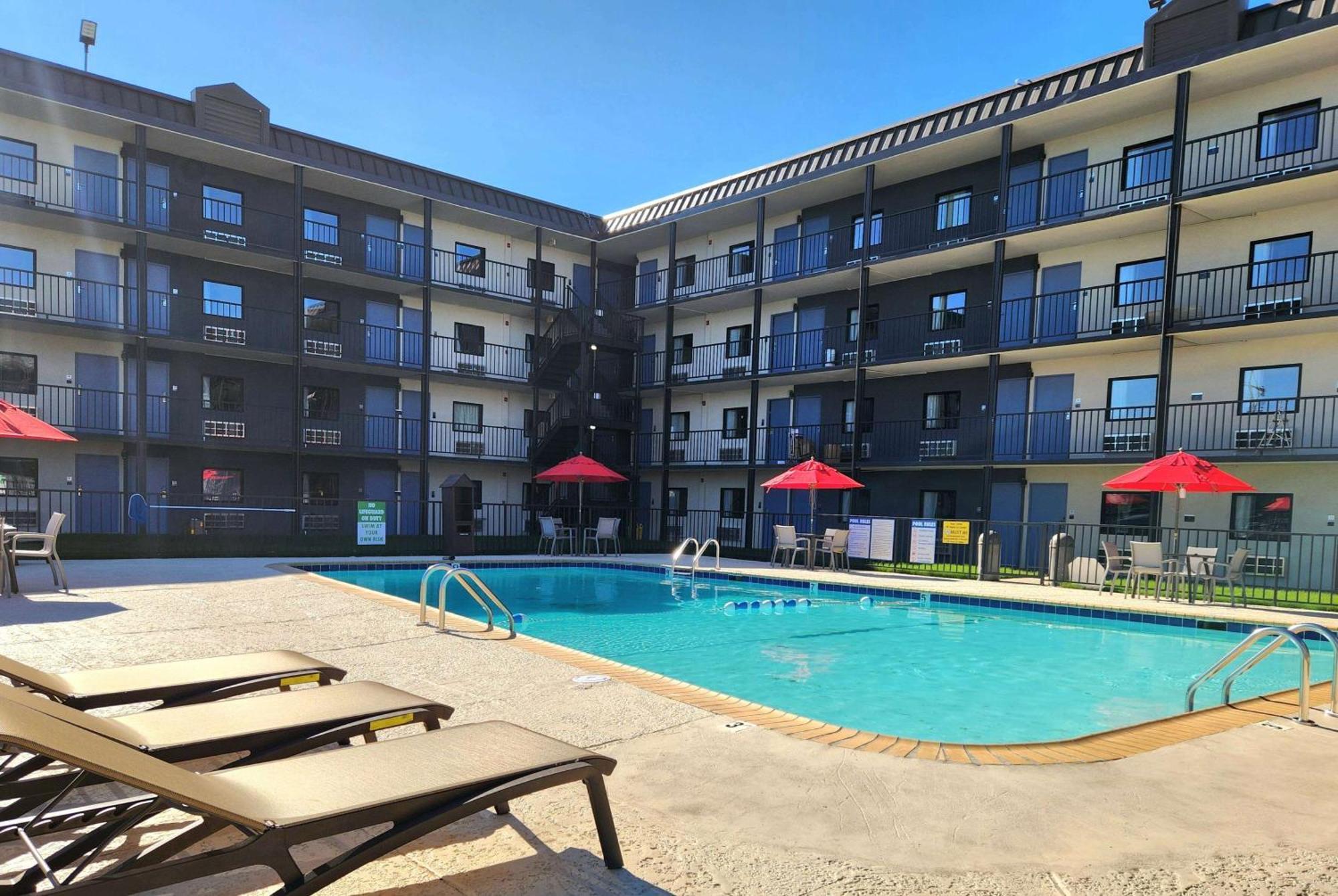 Days Inn By Wyndham Kenner/New Orleans Airport South Kültér fotó